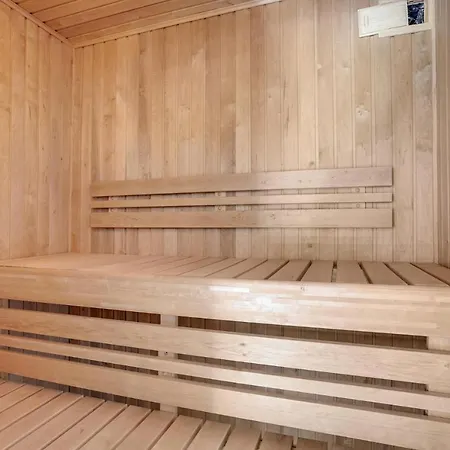 Lovely In With Sauna